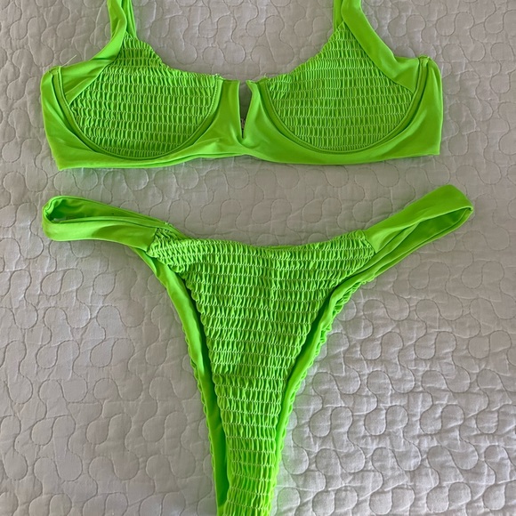 Other - Green Biquini XL